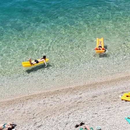 Apartment Apartments By The Sea Podgora, Makarska - 6780 Podgora