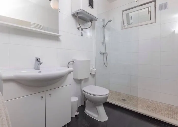 Apartments By The Sea Podgora - Makarska - 6780
