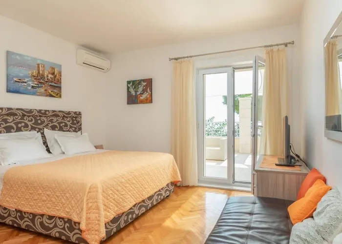 Apartments By The Sea Podgora - Makarska - 6780 Apartman